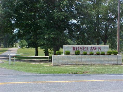 Roselawn Cemetery in Calhoun, GA